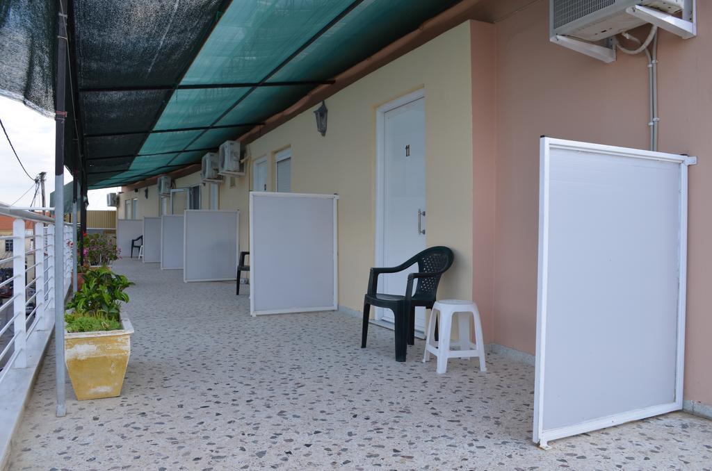 Fontana Rooms Mytilíni Buitenkant foto